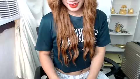 Snapshot of scarletxxxx chatting on 7, 1, 2025 Queen Scarlet online show from 7, 1, 2025