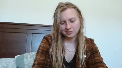 ScarTit Bernhard online show from 4, 3, 2025