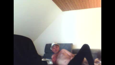 schnibschnab online show from 24, 3, 2026