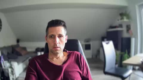 Dildomen online show from 3, 12, 2025