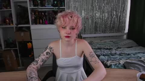 Snapshot of school_love chatting on 27, 3, 2026 Rina online show from 27, 3, 2026