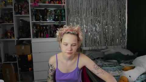 Snapshot of school_love chatting on 1, 4, 2026 Rina online show from 1, 4, 2026