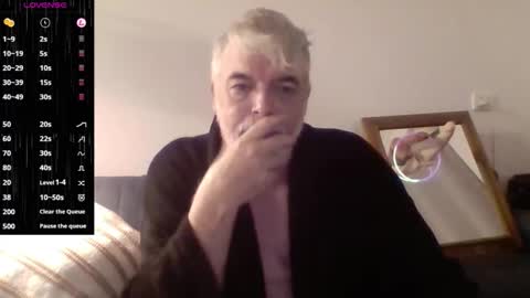 Snapshot of schooner73 chatting on 15, 4, 2026 Schooner73 online show from 15, 4, 2026