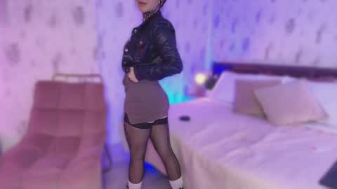 Scolw  online show from 1, 10, 2025