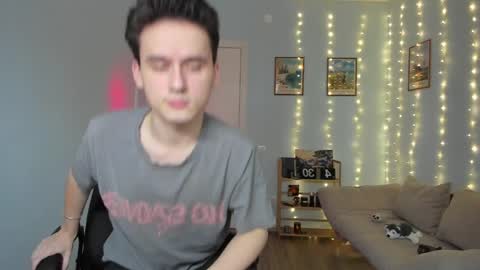 Thomas brunette and Alex blond online show from 21, 12, 2024