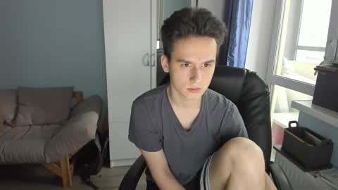 Thomas brunette and Alex blond online show from 8, 11, 2025