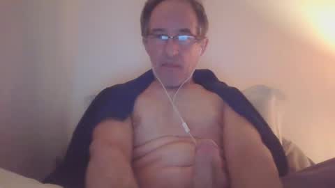 scotchwhieskie online show from 2, 2, 2025