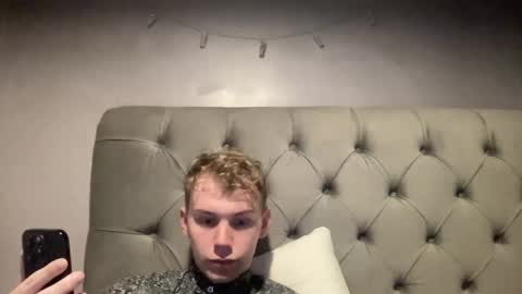 Snapshot of scottish_twink01 chatting on 29, 1, 2025 danny online show from 29, 1, 2025