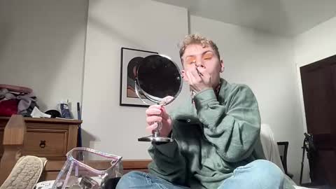 Snapshot of scottish_twink01 chatting on 8, 2, 2025 danny online show from 8, 2, 2025