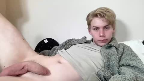 Snapshot of scottish_twink01 chatting on 14, 9, 2025 danny online show from 14, 9, 2025