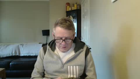 Snapshot of scottsman214 chatting on 1, 1, 2025 James online show from 1, 1, 2025