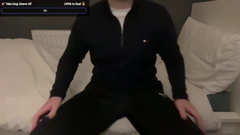 Snapshot of scouserlad4826 chatting on 31, 1, 2025 scouserlad4826 online show from 31, 1, 2025