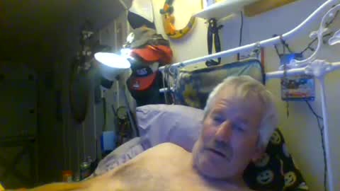 Snapshot of scoutiii chatting on 4, 8, 2026 scoutiii online show from 4, 8, 2026