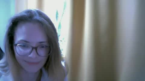 Snapshot of sea_dream chatting on 18, 9, 2025 SEA Dream online show from 18, 9, 2025