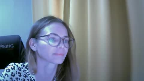 Snapshot of sea_dream chatting on 1, 10, 2025 SEA Dream online show from 1, 10, 2025