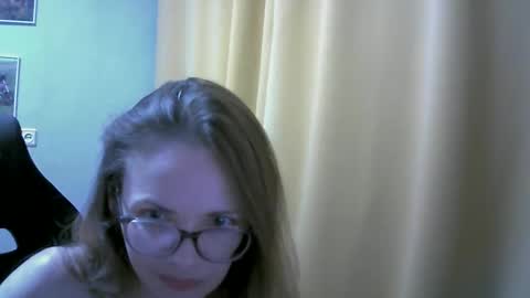 Snapshot of sea_dream chatting on 11, 10, 2025 SEA Dream online show from 11, 10, 2025