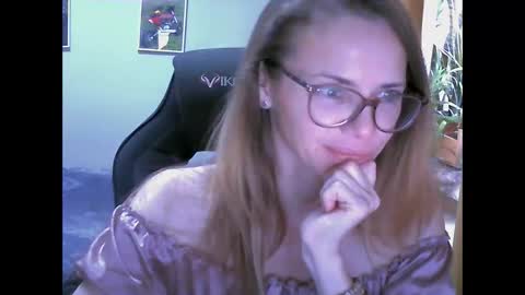 Snapshot of sea_dream chatting on 16, 10, 2025 SEA Dream online show from 16, 10, 2025