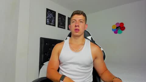 Snapshot of sean_brownx chatting on 24, 2, 2025 Sean online show from 24, 2, 2025