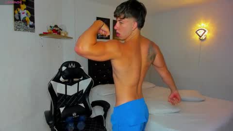 Snapshot of sean_brownx chatting on 20, 10, 2025 Sean online show from 20, 10, 2025