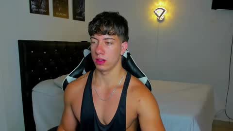 Snapshot of sean_brownx chatting on 26, 10, 2025 Sean online show from 26, 10, 2025