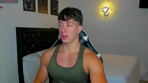 Snapshot of sean_brownx chatting on 28, 10, 2025 Sean online show from 28, 10, 2025