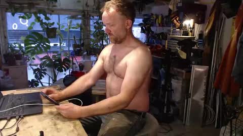 Seattlemanwhore online show from 17, 5, 2026