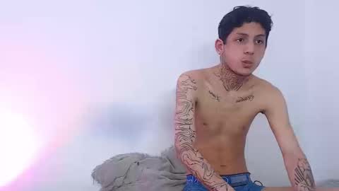 Snapshot of sebas_and_mila chatting on 17, 3, 2026 CAMILA Y SEBASTIAN online show from 17, 3, 2026