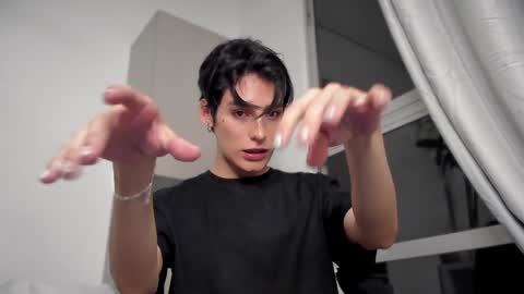 Snapshot of sebas_rosse chatting on 21, 12, 2024 sebastian online show from 21, 12, 2024