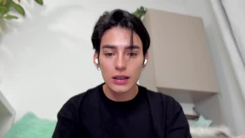 Snapshot of sebas_rosse chatting on 5, 1, 2025 sebastian online show from 5, 1, 2025