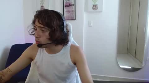 Sebas online show from 21, 2, 2025