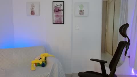 Sebas online show from 28, 2, 2025
