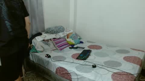 Snapshot of sebasslops chatting on 5, 2, 2025 Sebas online show from 5, 2, 2025