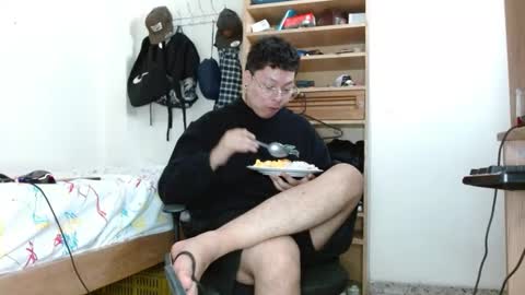 Snapshot of sebasslops chatting on 13, 2, 2025 Sebas online show from 13, 2, 2025