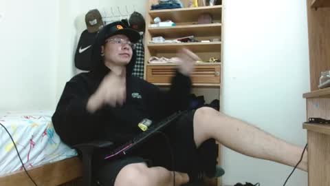 Snapshot of sebasslops chatting on 18, 2, 2025 Sebas online show from 18, 2, 2025