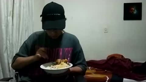 Snapshot of sebasslops chatting on 27, 10, 2025 Sebas online show from 27, 10, 2025