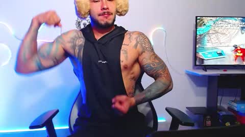 Snapshot of sebastian_025 chatting on 21, 10, 2025 Sebastian online show from 21, 10, 2025