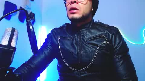 Snapshot of sebastian_025 chatting on 30, 11, 2025 Sebastian online show from 30, 11, 2025