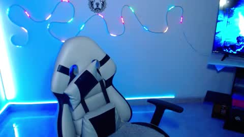 Snapshot of sebastian_025 chatting on 2, 12, 2025 Sebastian online show from 2, 12, 2025