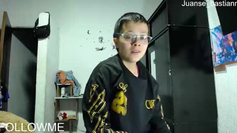 Snapshot of sebastian_posse chatting on 8, 2, 2025 Myystiic online show from 8, 2, 2025