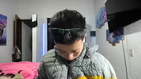 Snapshot of sebastian_posse chatting on 8, 3, 2025 Myystiic online show from 8, 3, 2025