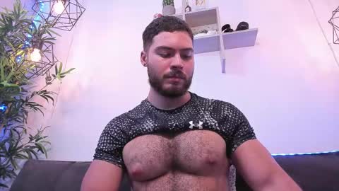 Instagram jeanpaulfit  online show from 26, 2, 2025