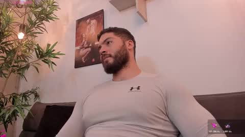 Snapshot of sebastianvilla__ chatting on 26, 11, 2025 Instagram jeanpaulfit online show from 26, 11, 2025