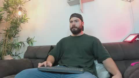 Snapshot of sebastianvilla__ chatting on 31, 5, 2026 Instagram jeanpaulfit online show from 31, 5, 2026