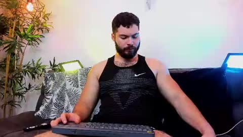 Snapshot of sebastianvilla__ chatting on 1, 7, 2026 Instagram jeanpaulfit online show from 1, 7, 2026