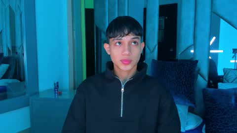 Snapshot of sebax_00 chatting on 18, 9, 2025 Sebastian online show from 18, 9, 2025