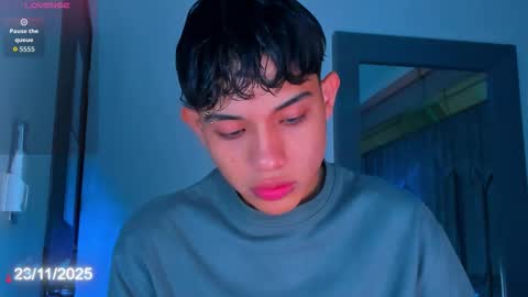 Snapshot of sebax_00 chatting on 23, 11, 2025 Sebastian online show from 23, 11, 2025