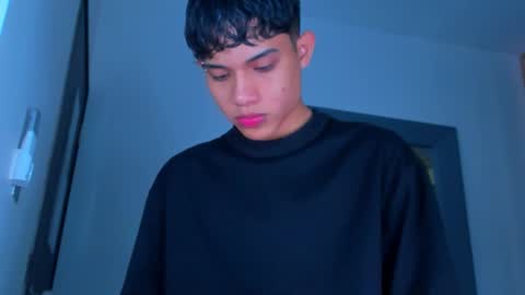 Snapshot of sebax_00 chatting on 26, 11, 2025 Sebastian online show from 26, 11, 2025