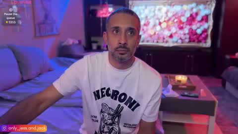 Secret Lovers online show from 24, 3, 2026