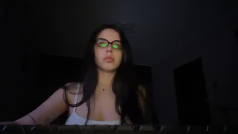 Snapshot of secret_vanilla_ chatting on 24, 5, 2026 secret_vanilla_ online show from 24, 5, 2026