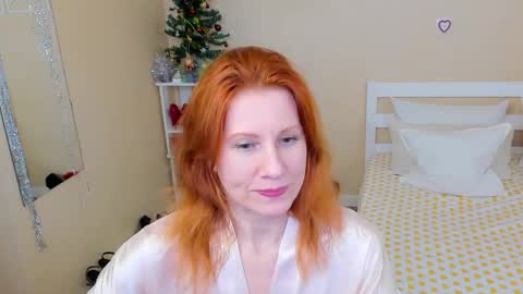 Snapshot of seductive_foxy_ chatting on 6, 1, 2026 seductive_foxy_ online show from 6, 1, 2026